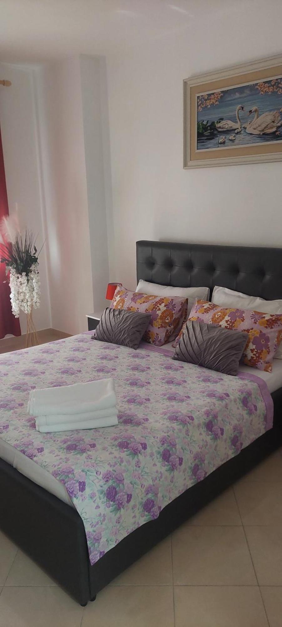 Ohana Apartments Durrës Buitenkant foto